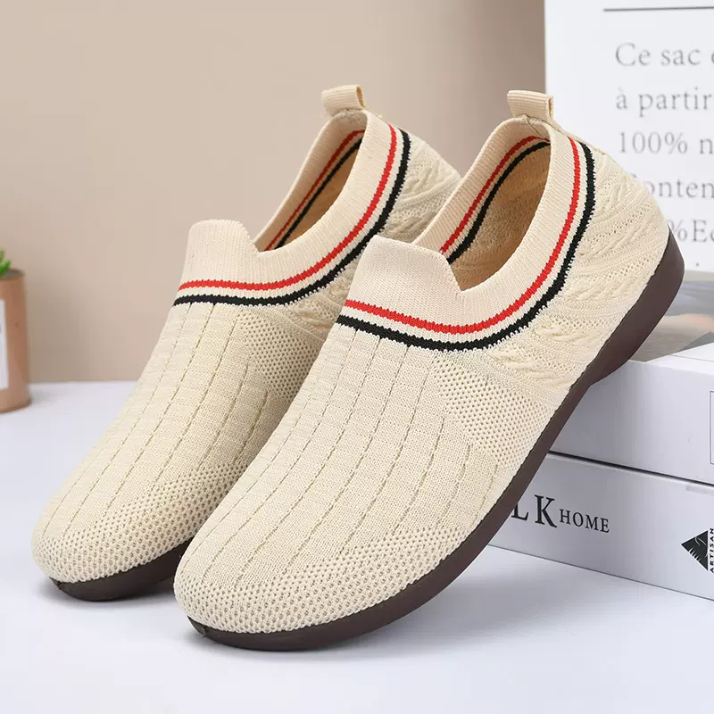 老北京布鞋女夏季一脚蹬镂空女单鞋中老年妈妈鞋舒适透气平底鞋女