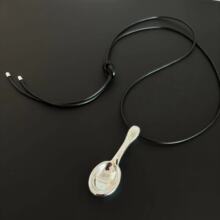 简约百搭ins黑绳系带绑绳长款项链女可调节皮绳勺子造型锁骨链