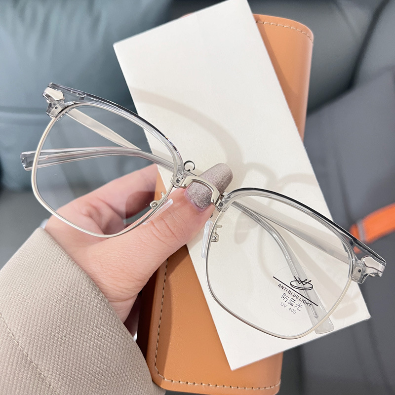 Minimalistische Herrenbrille Im Browline Design Halbrand_voghion.com