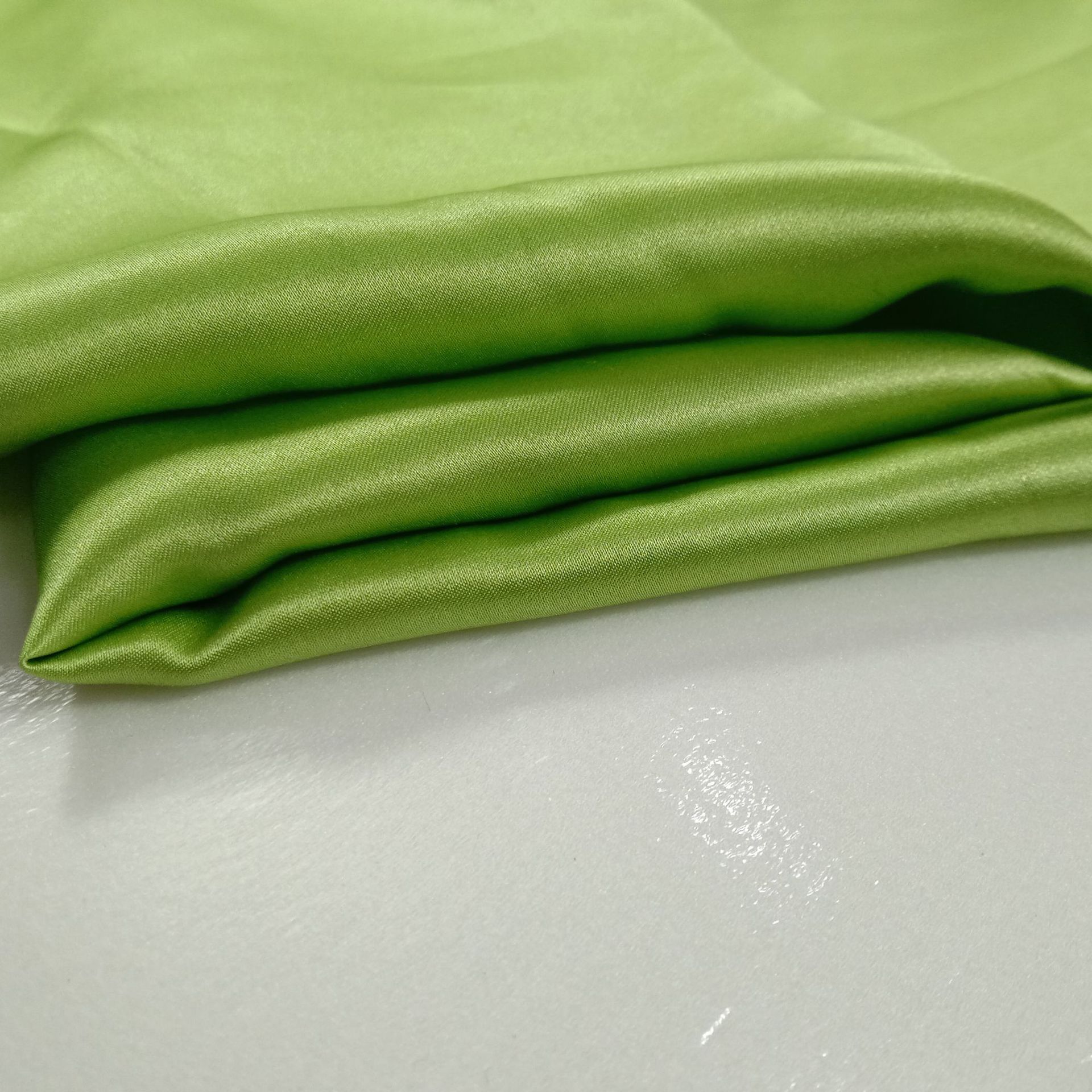 吉弟华都 Silk pijama, sleep mask, bedspread