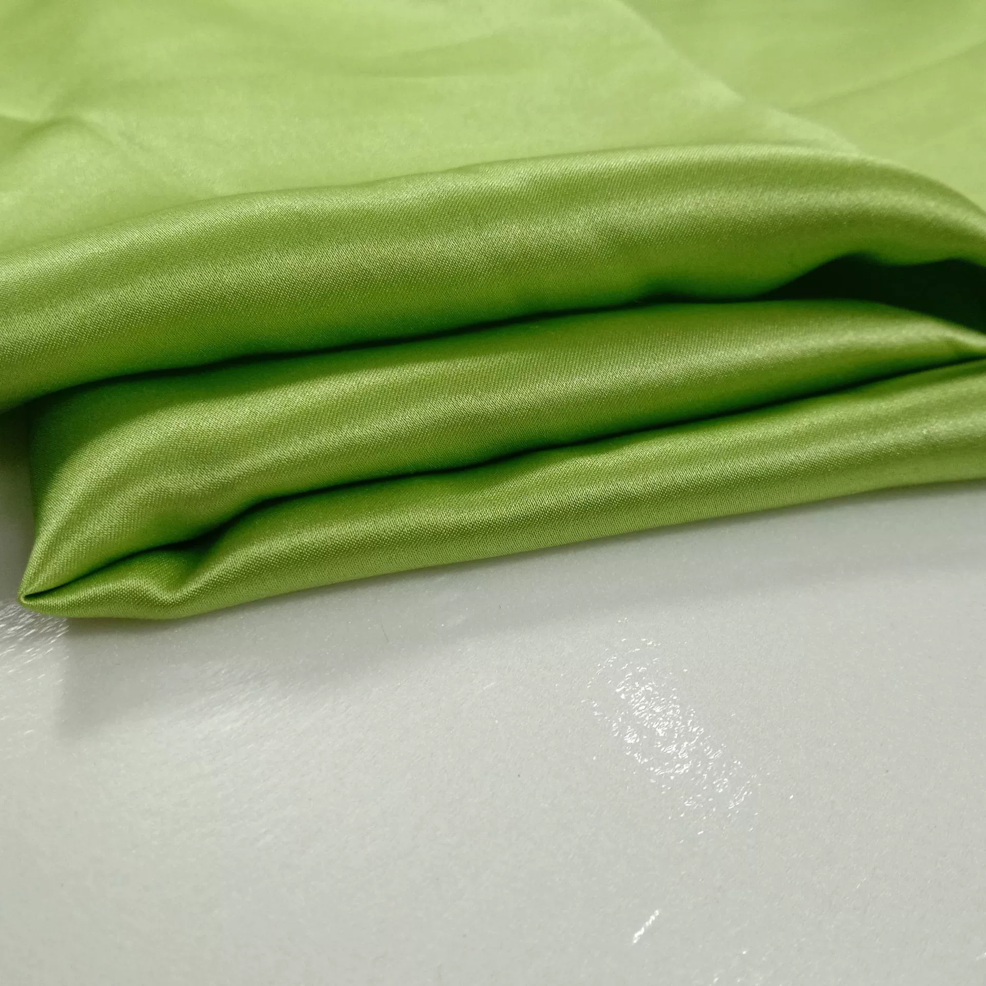 吉弟华都 Silk pijama, sleep mask, bedspread