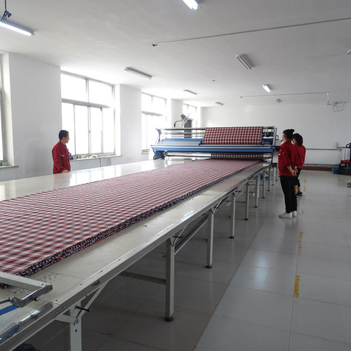 Cross-border Amazon knitted fabric air layer quilted waterproof bed sheet bed cover foreign trade hotel bed sheet custom processing