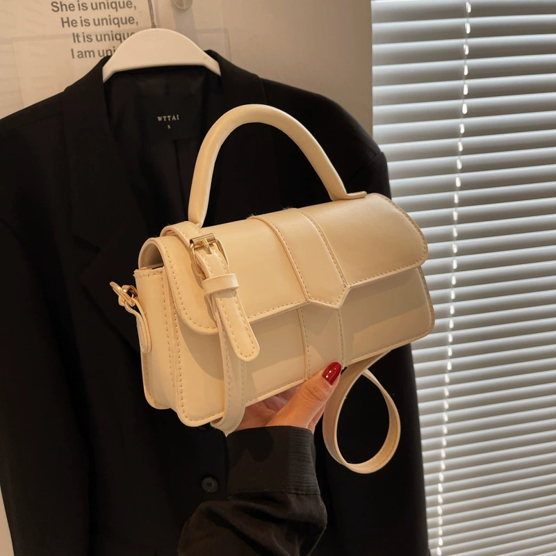 Small Design Shoulder Bag, Handheld One-Shoulder, Compact 15 × 8 × 7 cm