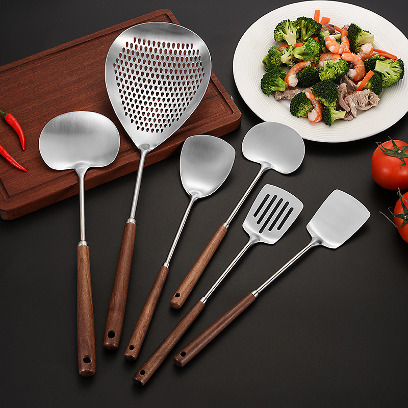 Paleta de acero inoxidable 304 utensilios de mango de madera para el hogar, colador de alta temperatura, juego de utensilios de cocina, cuchara de sopa, suministros de cocina