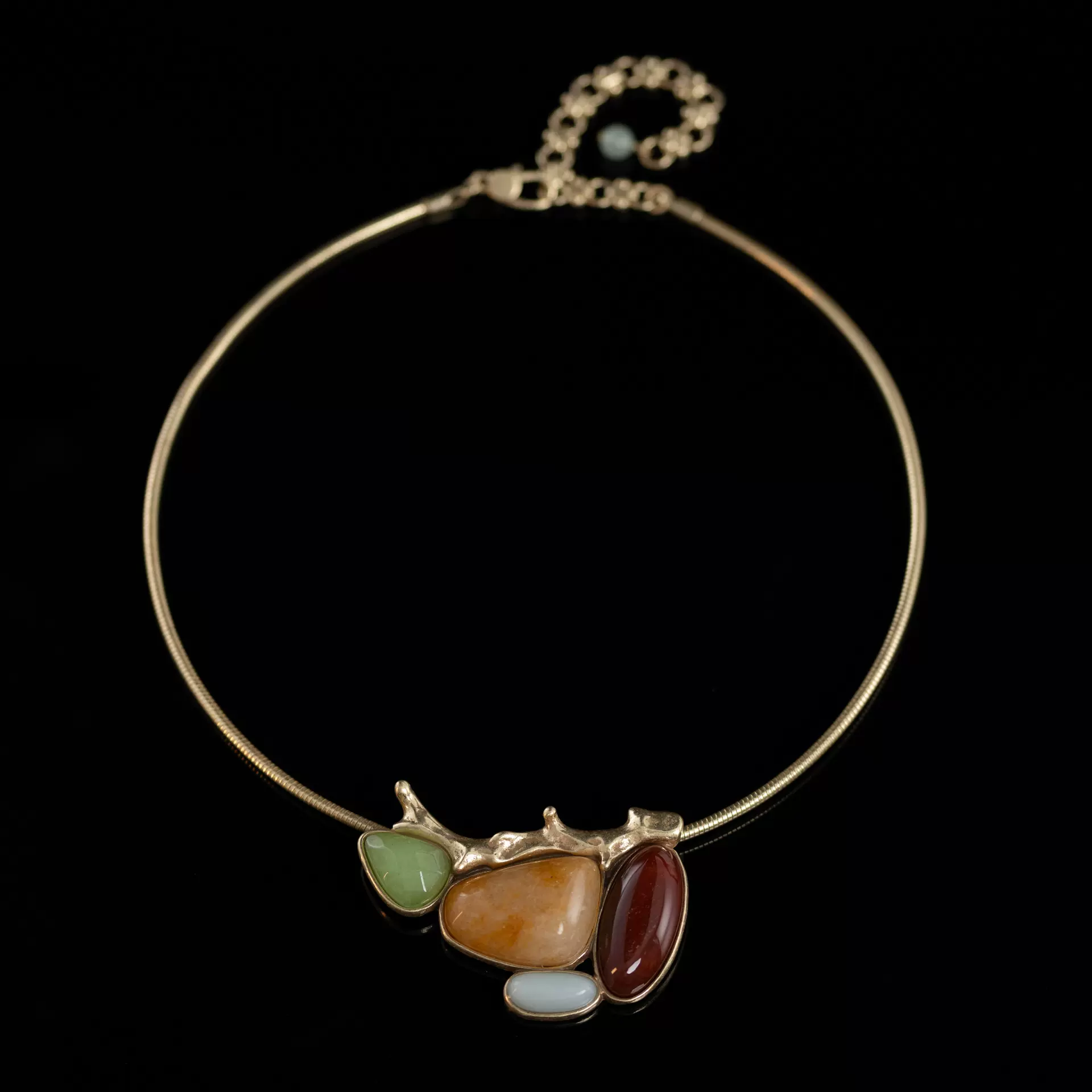 工厂定制中古vintage复古气质大气复古做旧金异形天然石项圈 项链