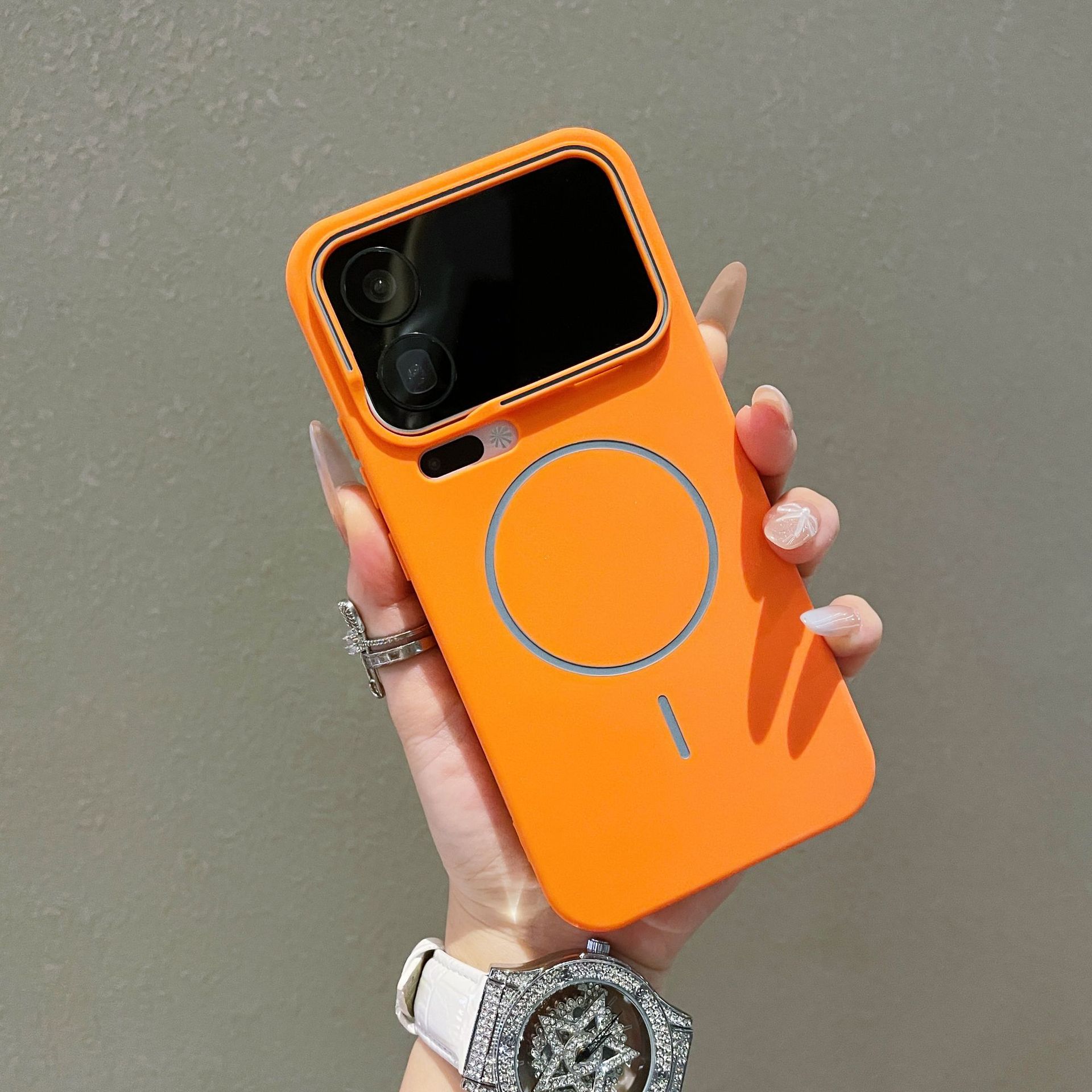 Suitable for Xiaomi 17Promax Contrasting Color Skin-Feel Magnetic Phone Case 17Pro Soft Shell Frosted Two-Color 15 Protective Case