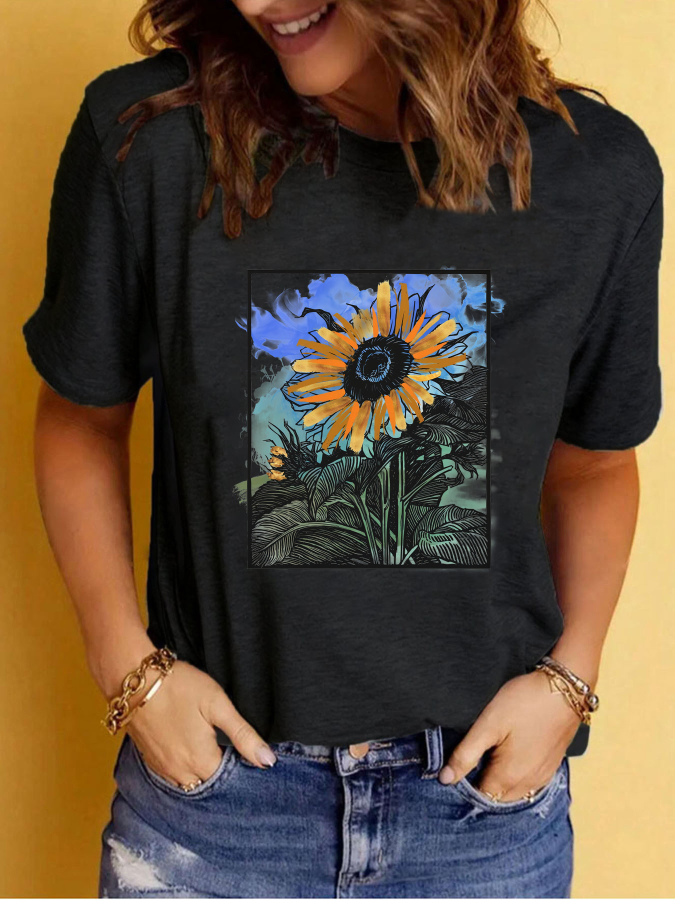 Frau T-Shirt Kurzarm T-Shirts Drucken Strassenmode Blume display picture 2