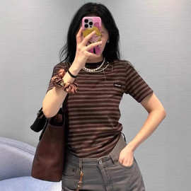 miumiu家新款圆领条纹短袖t恤女修身贴布刺绣显瘦休闲上衣短袖女