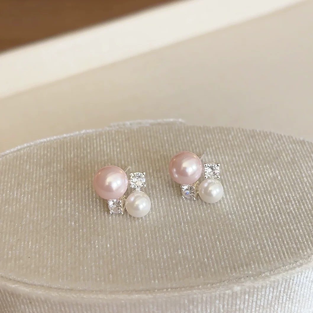 44# light pink pearl rhinestone double bead earrings about 1.3cm long