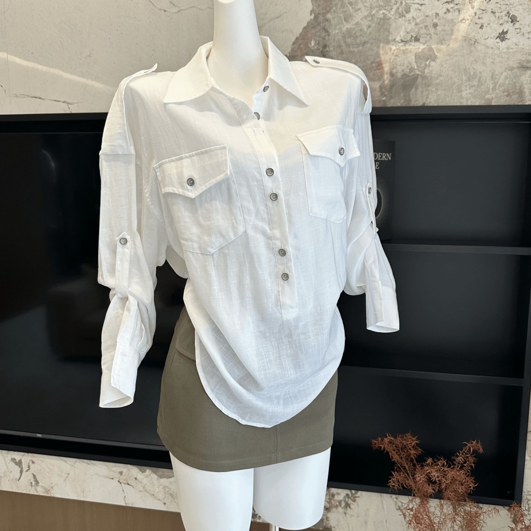 Fashionable universal shirt