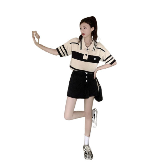 2025 New Style Retro Striped Knitted Shirt Collar Shirt Women's Short Sleeve Summer Short Casual Top Trendy