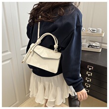 �羳���Q����Ů��2025�����¿�����С�����r�г����߼y�μ�б���