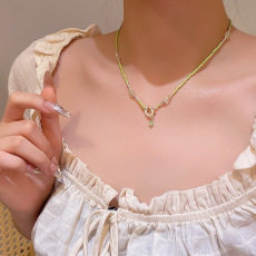 spring and summer flashing full zirconium butterfly necklace female light luxury minority high-grade titanium steel clavicle chain new hot girl accessories Item Picture