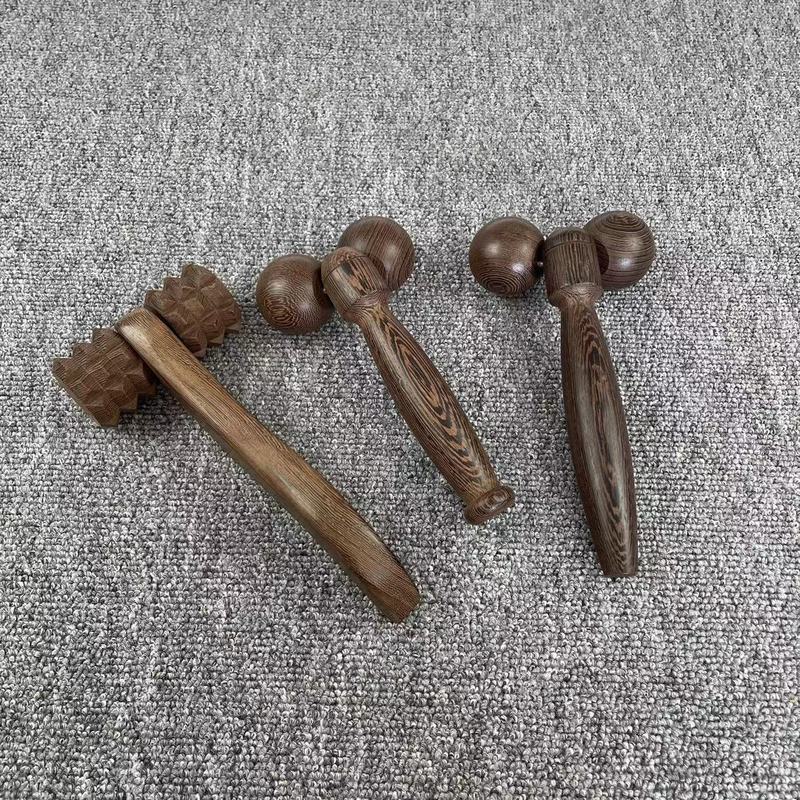 鶏の羽の木のマッサージ器の双球のやせている顔の提拉マッサージの木のメーカーの卸売りの鳥はマッサージ器を持ちます。|undefined