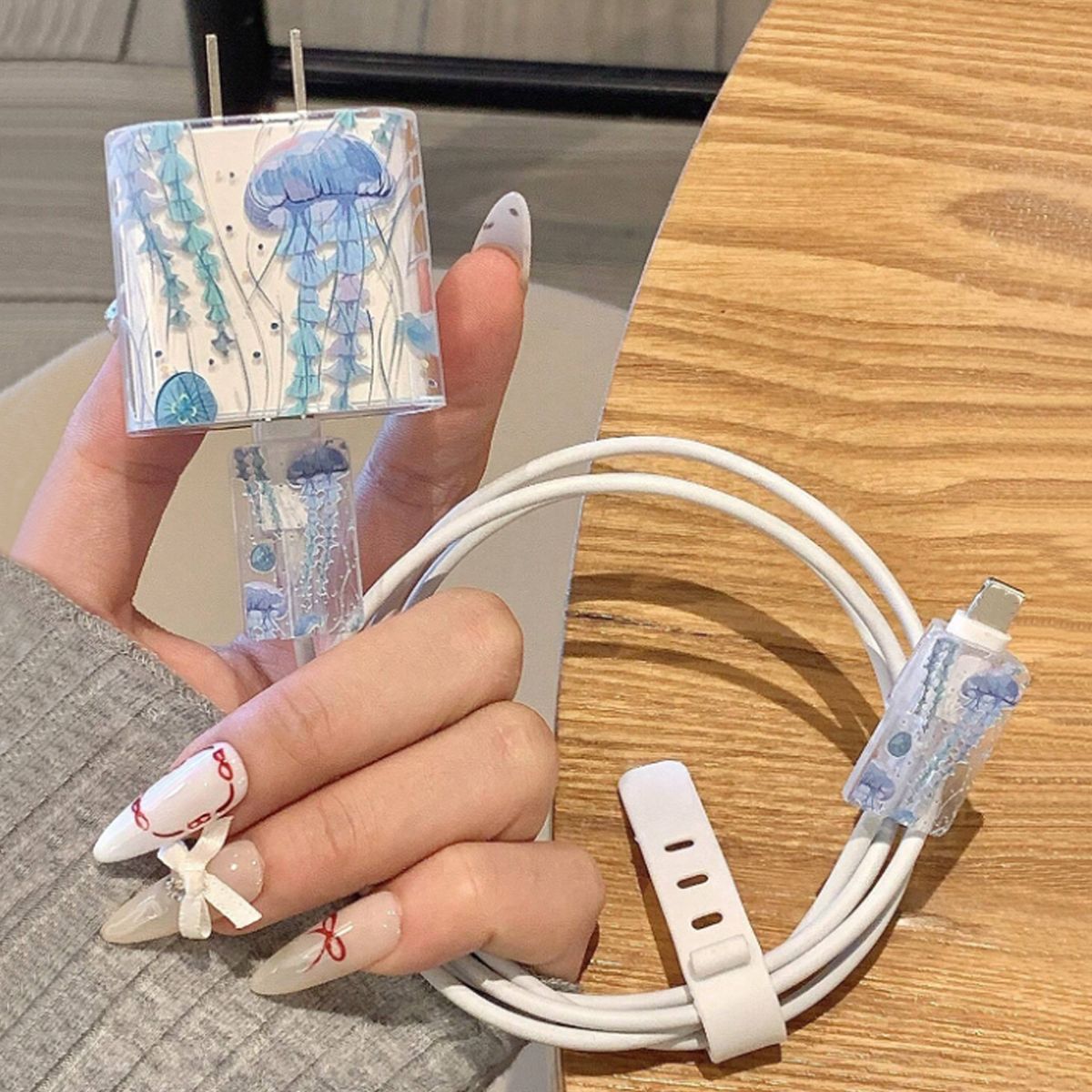 Apple 13 Funda protectora de datos Funda protectora de cargador de 20w Funda protectora de cable de datos Juego de cuatro piezas