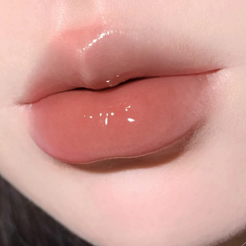 HERORANGEは軽くて濃くて、鏡面の唇の釉薬の水の光がぶうぶうとしています。|undefined