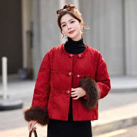 2025新中式国风红色短款羽绒服女冬蕾丝边狐狸毛拼接盘扣保暖外套