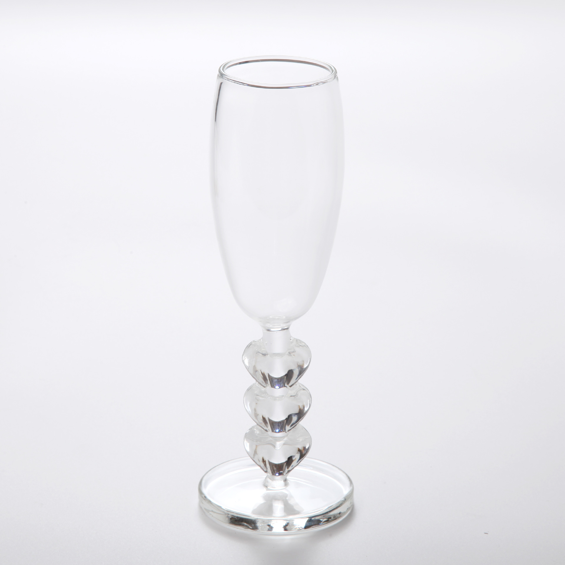 작은 크기 투명 직경 5.4 높이 16 입 4.2 바닥 6.3 용량 150ml 무게 156g