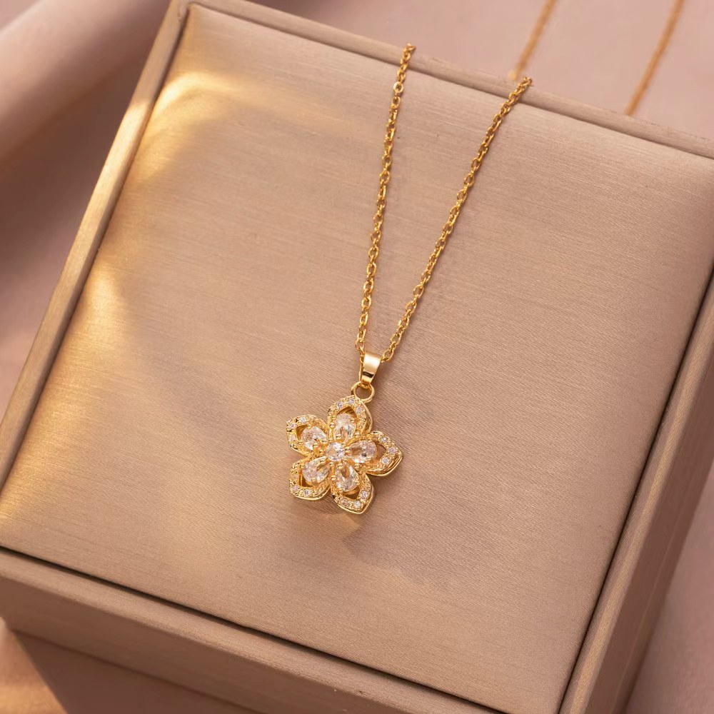 X2985 white bauhinia necklace-2
