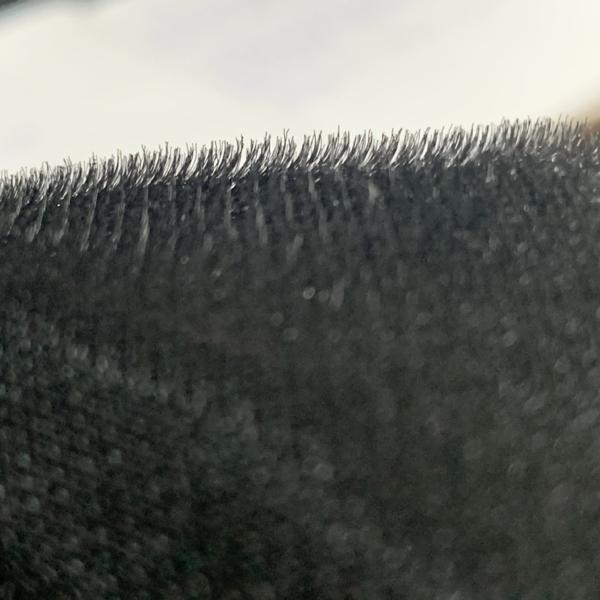 厂家批发 130g高弹力汽车品牌脚垫止滑毛刺布 壁虎爪圆孔状鸟眼布