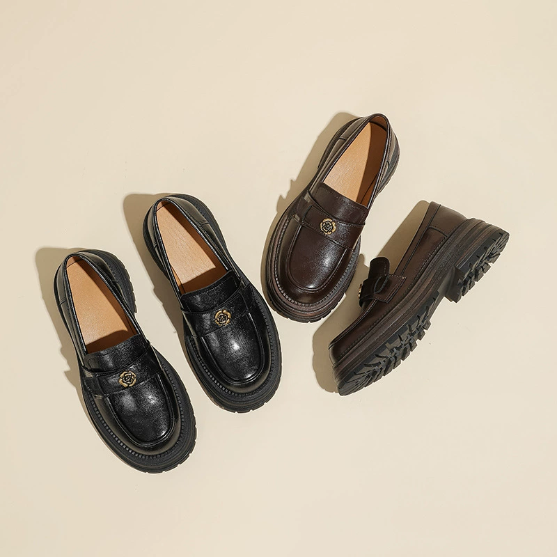 Камелия с толстой подошной британской обуви в стиле маленькая кожаная обувь женская весна и осень 2025 новая ручная кожаная круглая голова