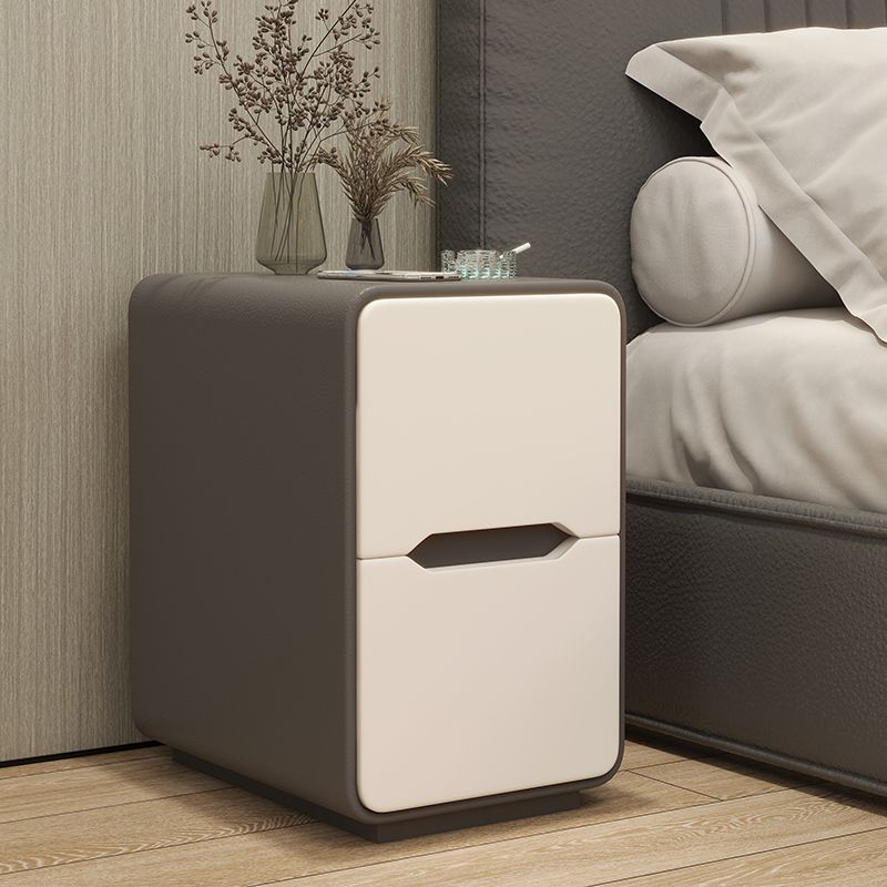 다크 그레이 + 화이트