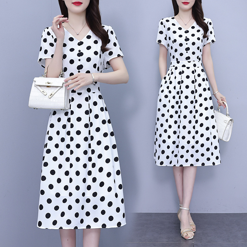 Brand Silk Mulberry Silk dress Women's 2025 Summer New High-end Light Luxury Age-reducing Western Style Wave Dot Skirt Brand Silk Mulberry Silk dress Women's 2025 Summer New High-end Light Luxury Age-reducing Western Style Wave Dot Skirt
