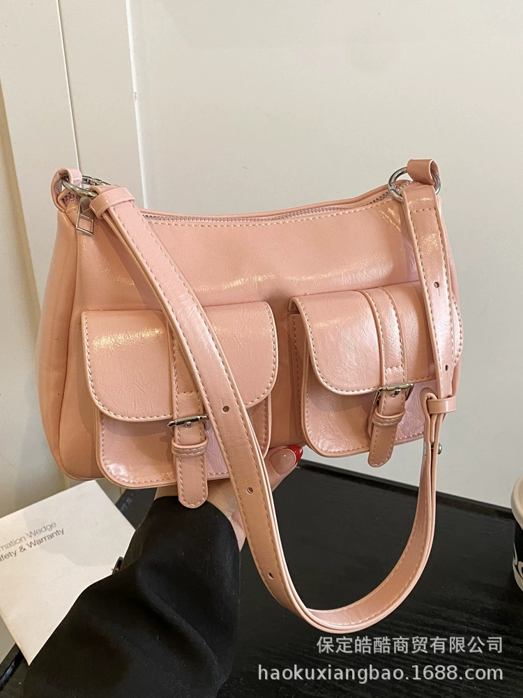Small capacious shoulder bag, summer retro one-shoulder bag