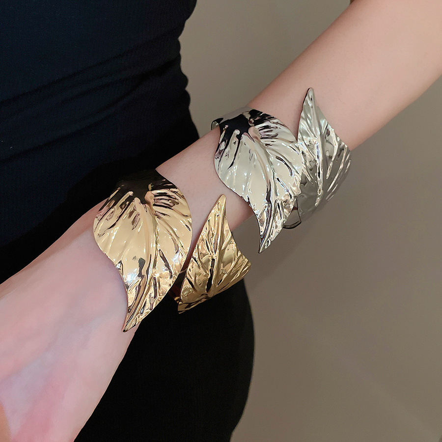 Exaggerated Geometric Metal Bracelet Circular Link Fashion Style_voghion.com