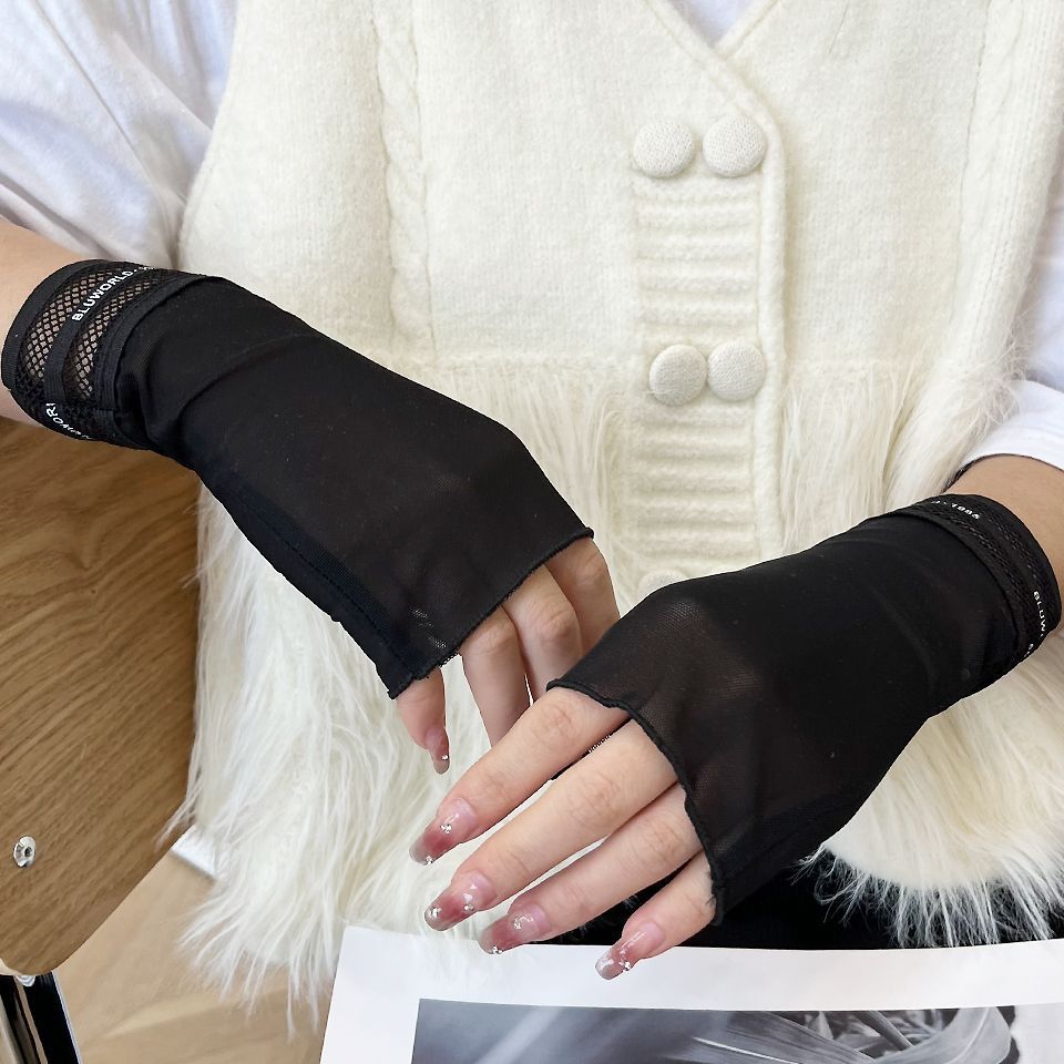 243C0351AE5C943330F0E8EB390FB6