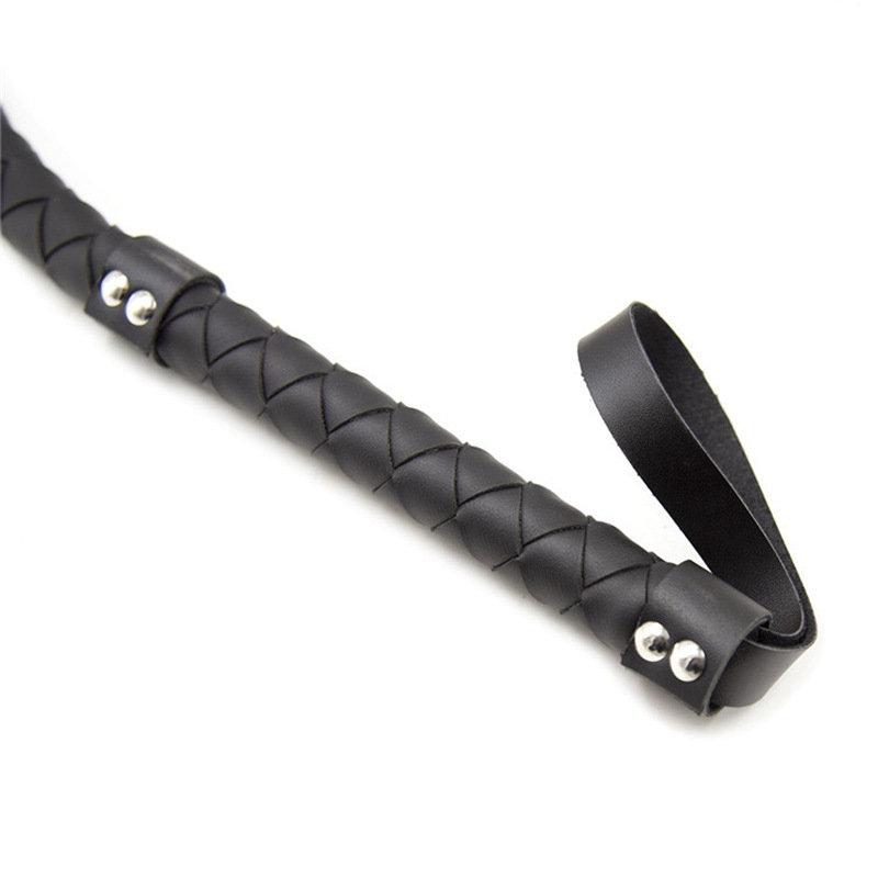 Sexy SP whip girls spanking sex products SM passionate alternative props female slave training mid-length small leather whip