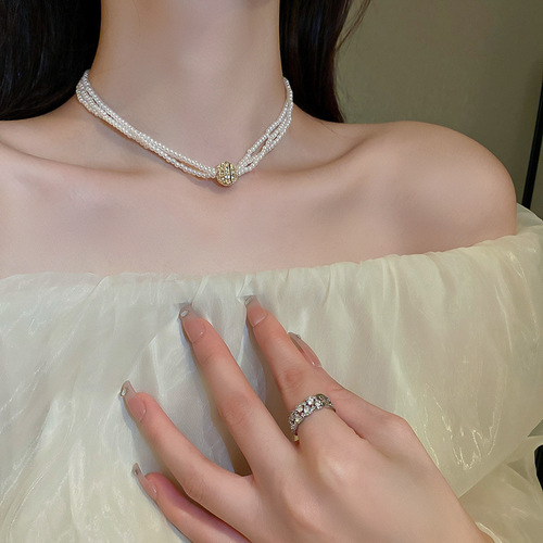 Diamond-encrusted pearl multi-layered necklace French retro oval pendant palace fashion versatile clavicle chain necklace necklace for women