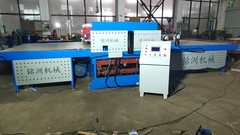 切断機 油圧切断機はロール材、シート材などの切断に適しています。