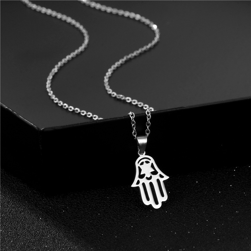 Wholesale Jewelry Simple Hollow Geometric Pendant Stainless Steel Necklace Nihaojewelry display picture 14