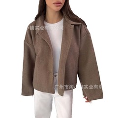 2025年秋冬新品女装欧美风简约百搭翻领长袖阔型扣子短款毛呢外套