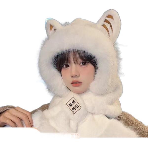 Winter velvet hat