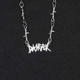 嘻哈复古荆棘链条拼接字母吊坠男女款潮新款减龄超火项链ins配饰