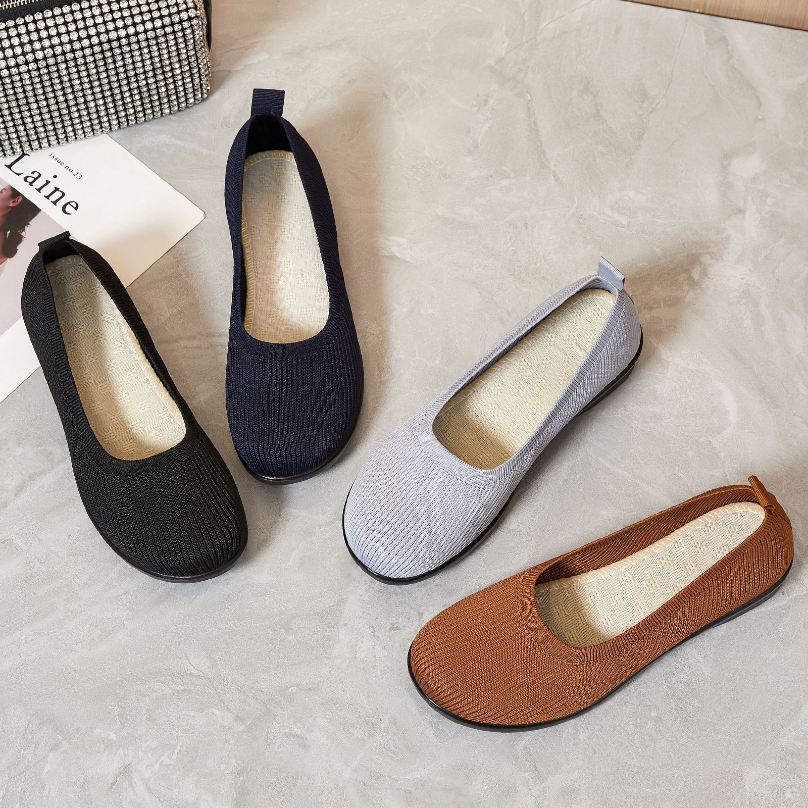 Zapatos de mujer verano nuevos zapatos de madre transpirables moda todo fósforo suela suave zapatos de tela viejos de Beijing zapatos casuales de malla de un pie