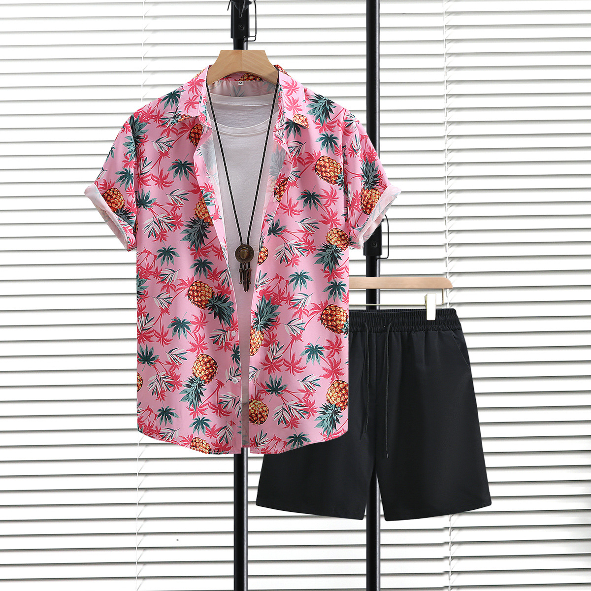 파인애플 검은 바지 세트