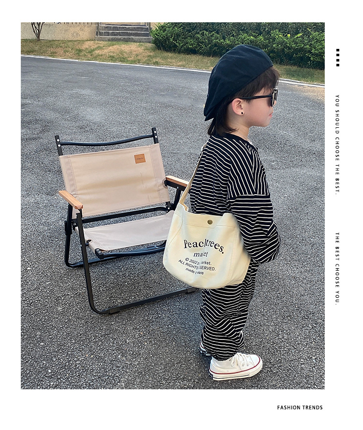 Enfants Grande Toutes Les Saisons Toile Lettre Mode Carré Boucle Magnétique Sac De Toile display picture 1