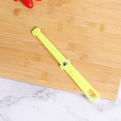 Food-grade plastic cheese knife, butter knife, pizza cheese cutter, cheese knife, cross-border kitchen small tools, cheese cutter