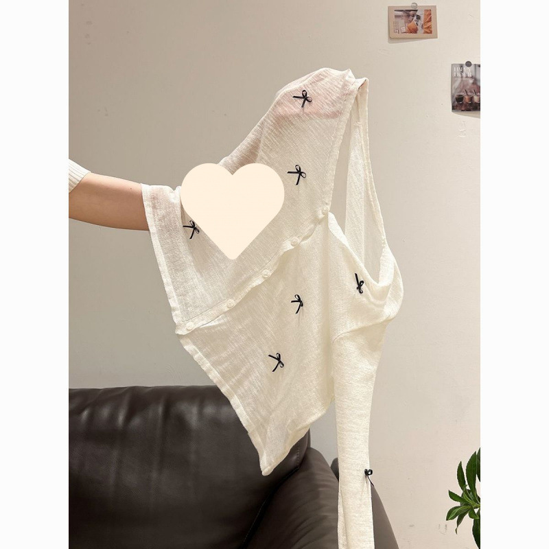 Ice Silk Knitted Cardigan for Women 2026 New Spring and Summer Thin Sun Protection Jacket Unique and Beautiful Short Cover-Up Top Ice Silk Knitted Cardigan for Women 2026 New Spring and Summer Thin Sun Protection Jacket Unique and Beautiful Short Cover-Up Top