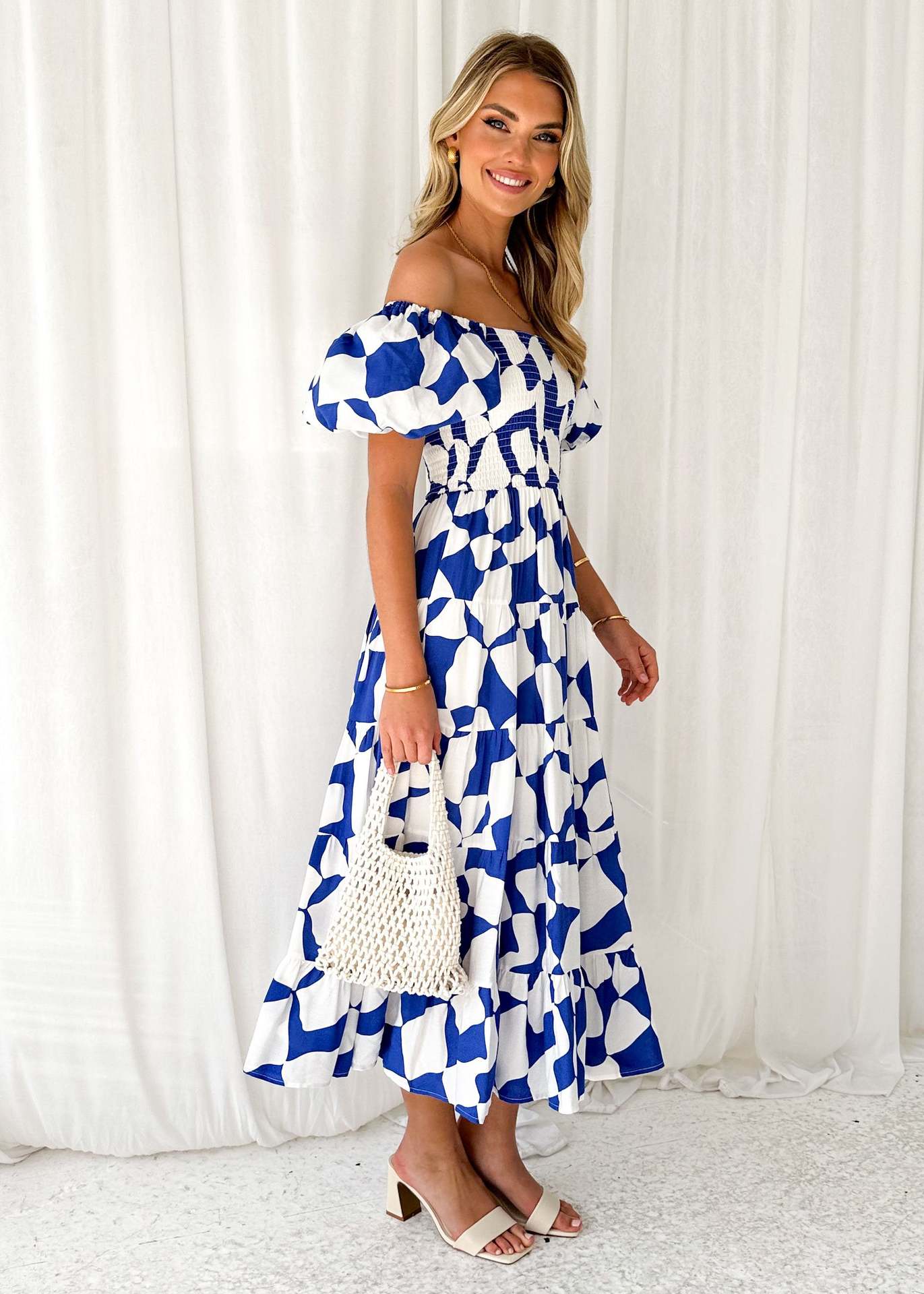 385g Weight Maxi Long Dress Dress Length Type Long Sleeve Sleeve Length Swing Dress Dresses Type Puff Sleeve Sleeve Type Polyester Fabric Type High Waist Waist Line Holiday, Daily Occasion U Neck Neckline Regular Fit Fit Type Plaid, Flower Pattern Summer Season Women's Gender Printing Design Vacation Style Wholesale Women's Vacation Printing Plaid Flower Holiday Daily U Neck Long Sleeve Swing Dress 31