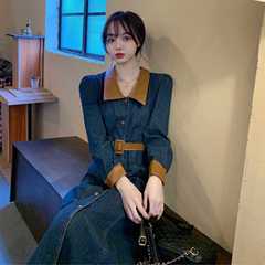 大码胖妹妹收腰复古单排扣牛仔连衣裙气质显瘦过膝长裙V领打底裙