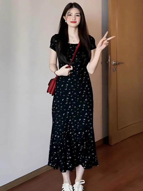 大码法式温柔碎花连衣裙女夏季新款微胖显瘦长裙气质收腰鱼尾裙|undefined