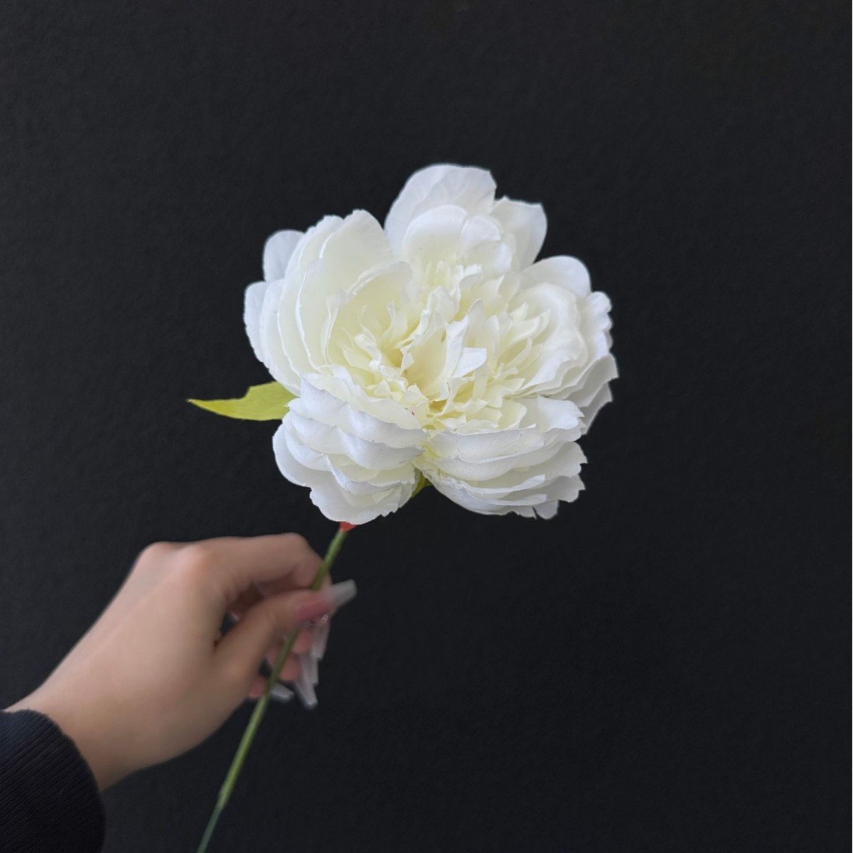 Flores falsas blancas Flores artificiales Flores para bodas Auditorio de bodas Decoración del hotel Techo artificial Flores artificiales Flores falsas