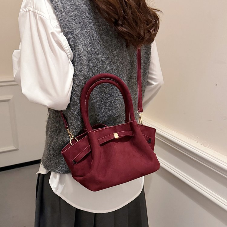 Los bolsos de mujer son un símbolo de gusto y su contraseña segura