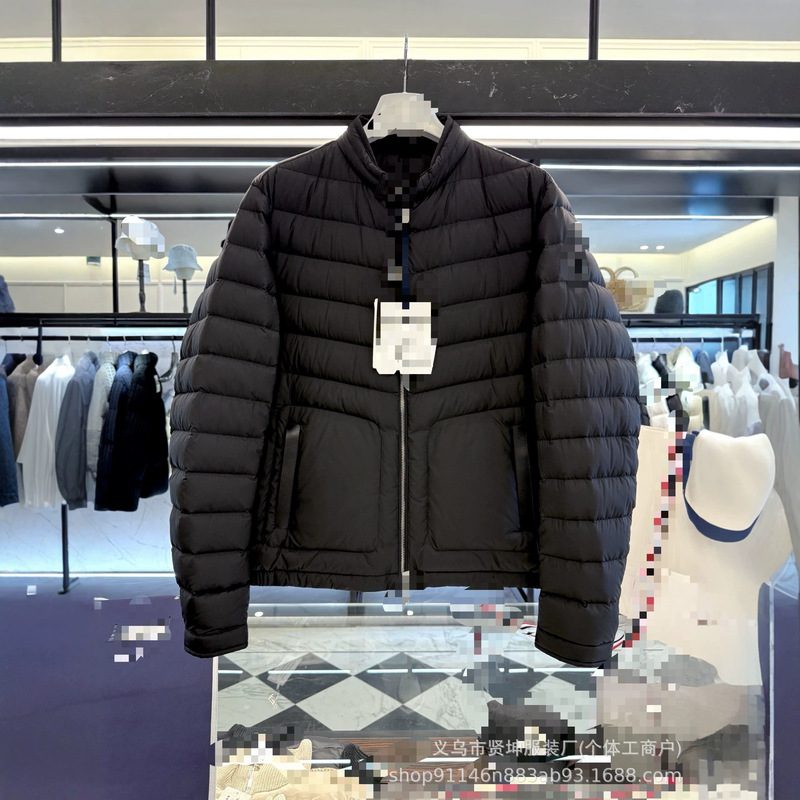 Mongkou Down Jacket, Maurienne, light business style, solid color, stand-up collar, short-length men's 90% down jacket Mongkou Down Jacket, Maurienne, light business style, solid color, stand-up collar, short-length men's 90% down jacket