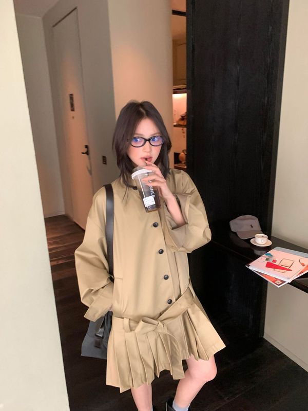 感小众立领风衣外套女秋季新款韩系高智感两穿百褶连衣裙氨纶|undefined