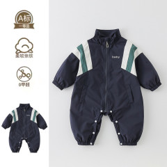 春の新商品の赤ちゃんの服春秋の男の子の赤ちゃんのカジュアルな連体服の乳幼児の洋気は外出して運動して服を登ります。